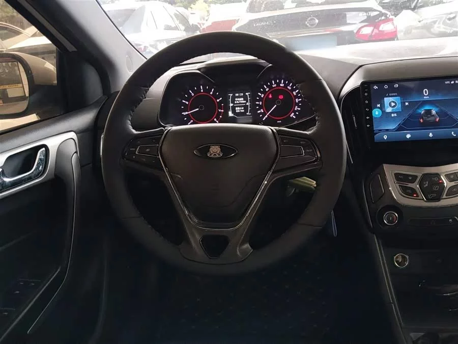 Chery Arrizo 5
