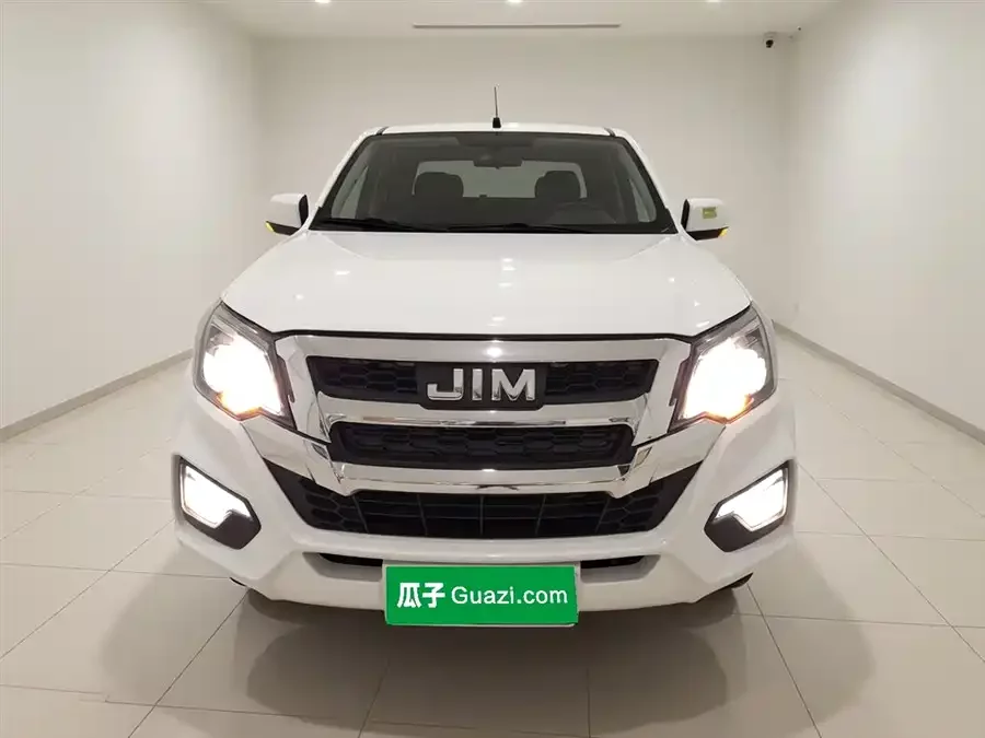 Isuzu RE-MAX Ruimai