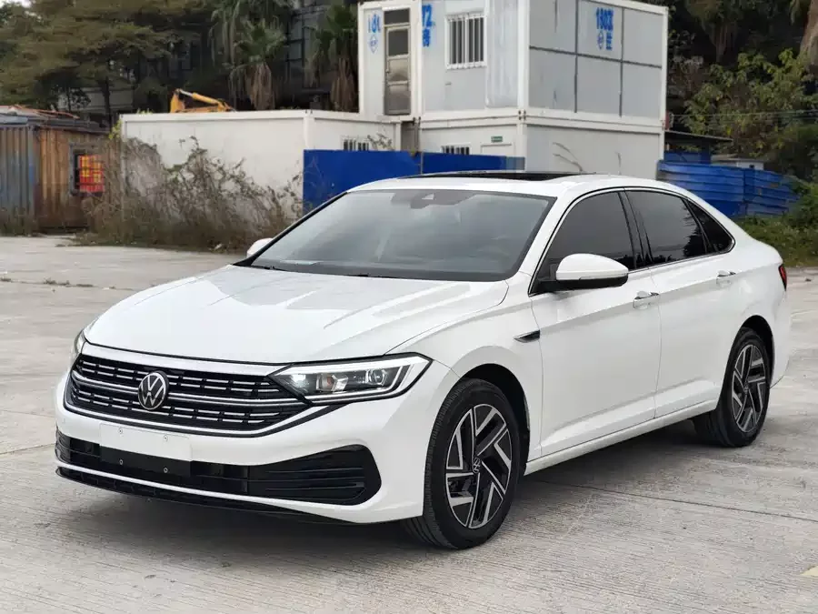 Volkswagen Sagitar