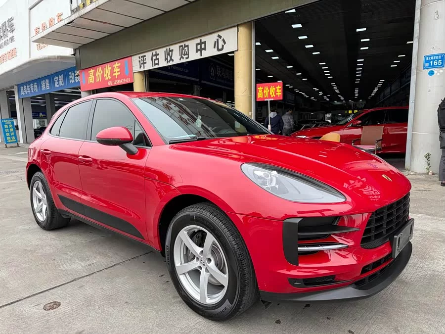 Porsche Macan