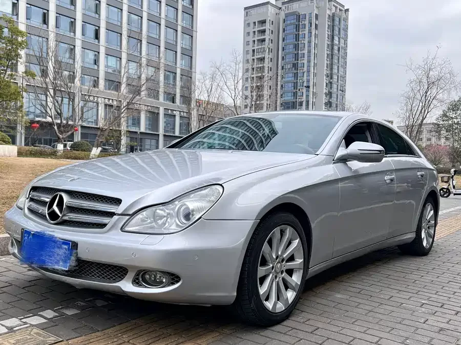 Mercedes Benz CLS