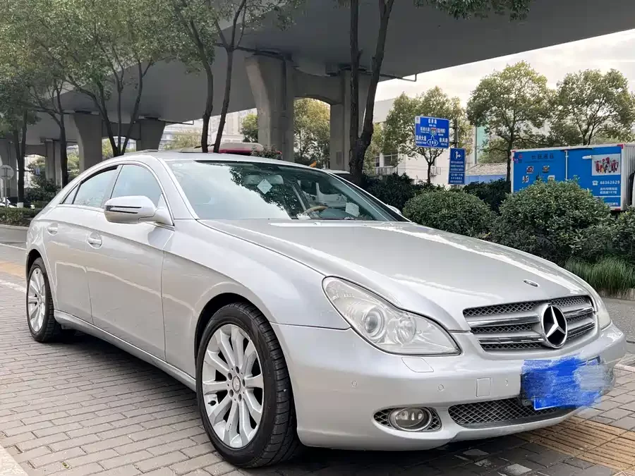 Mercedes Benz CLS