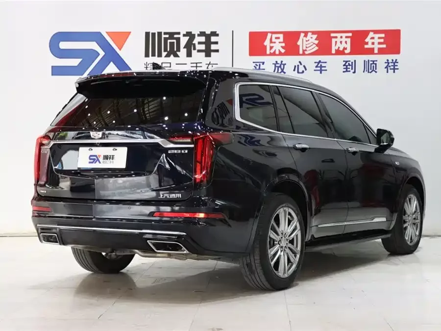 Cadillac XT6