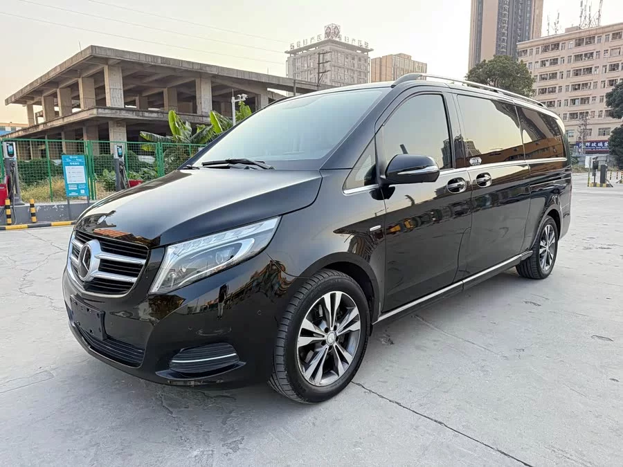 Mercedes Benz Class V