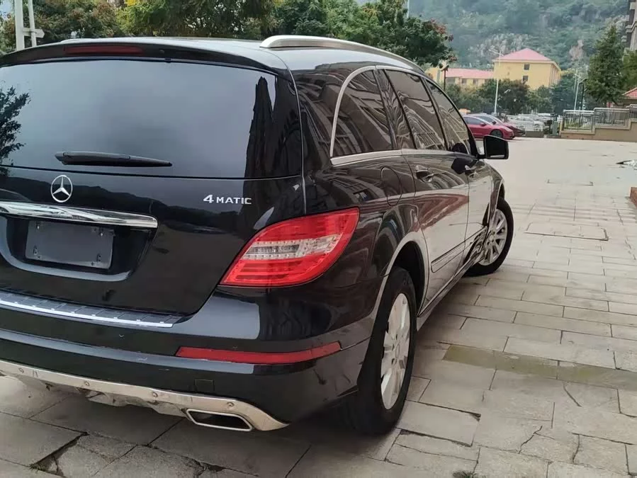 Mercedes Benz R-rated