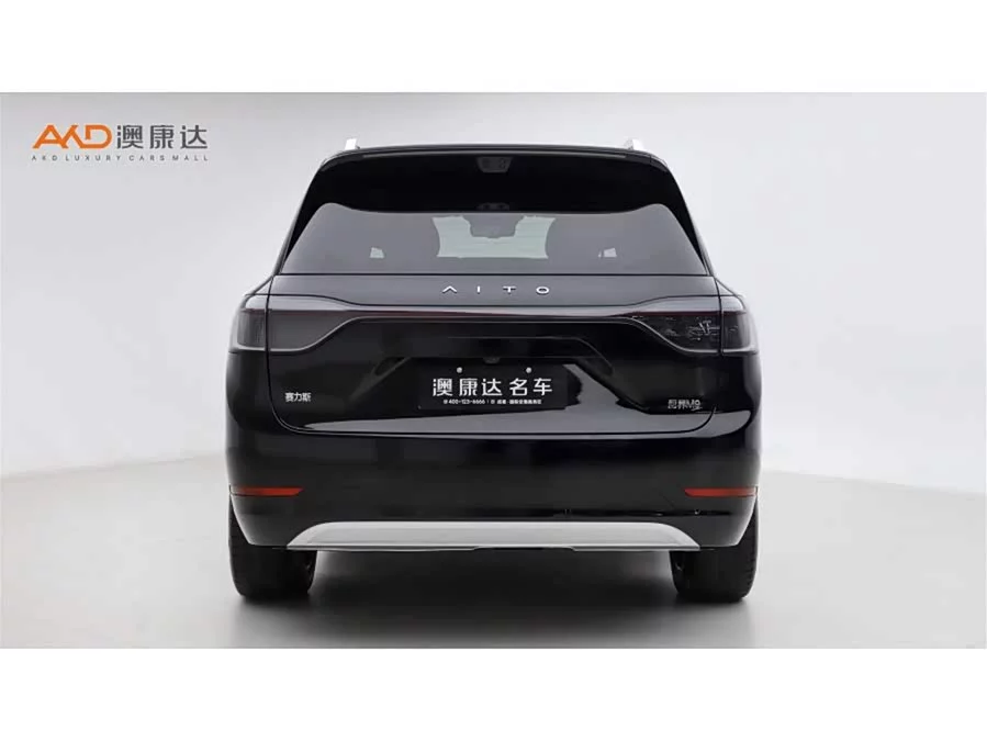 AITO Wenjie M9