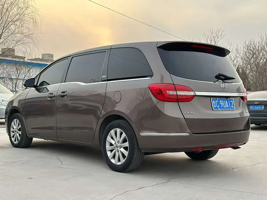 Buick GL8