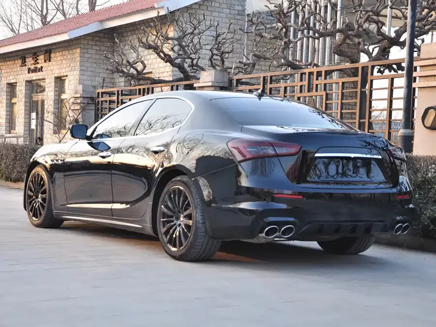Maserati Ghibli