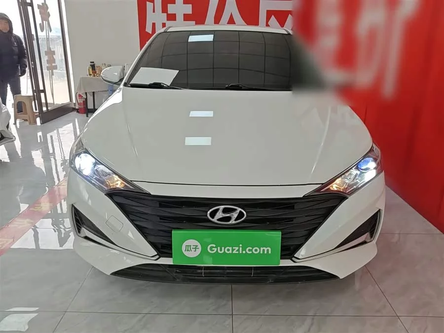 Hyundai Elantra / Celesta