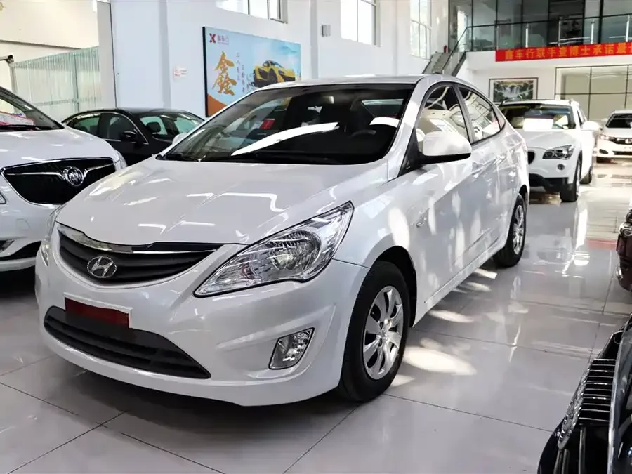 Hyundai Rena