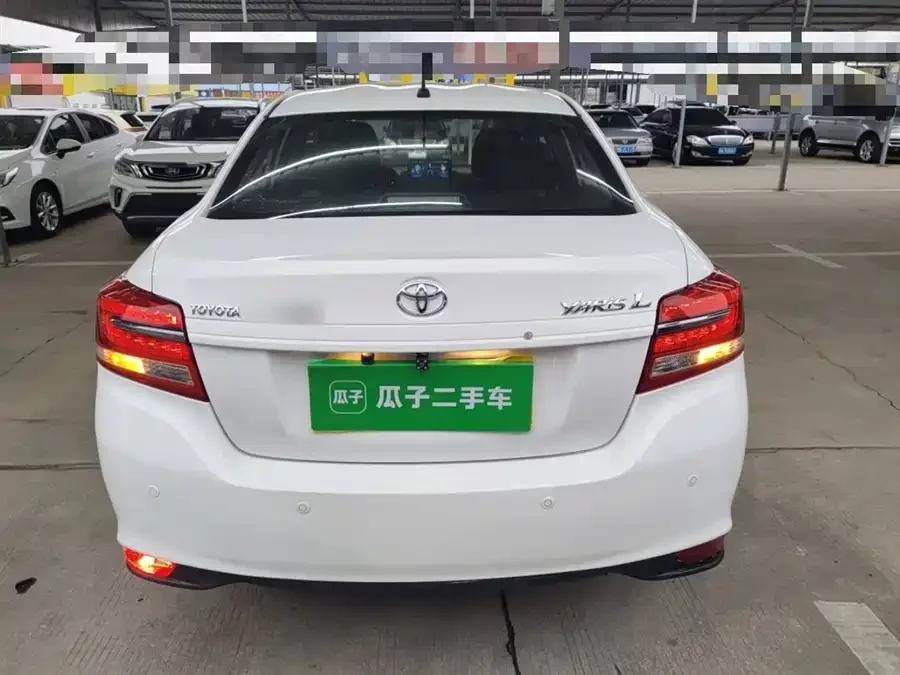 Toyota YARiS L Enjoy