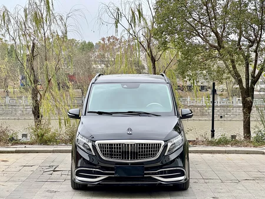 Mercedes Benz Class V
