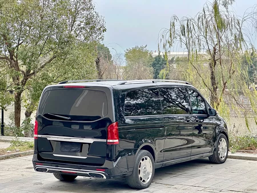 Mercedes Benz Class V