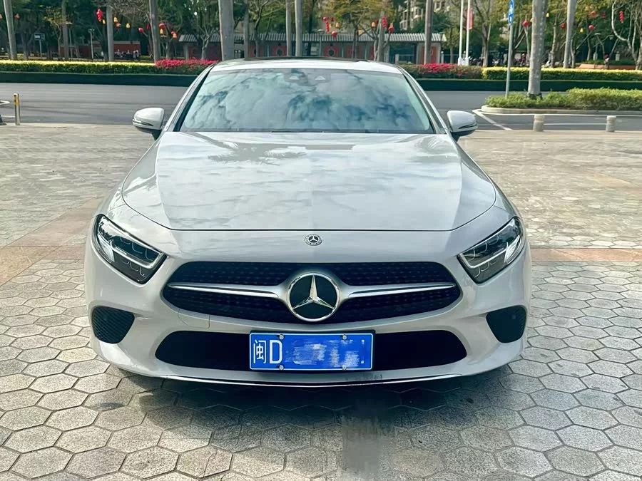 Mercedes Benz CLS