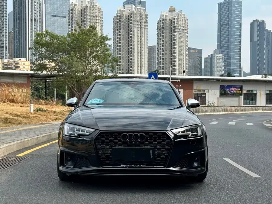 Audi S4