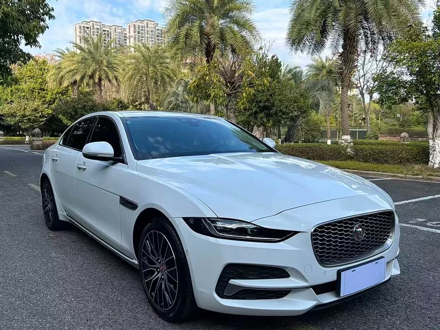 Jaguar XEL