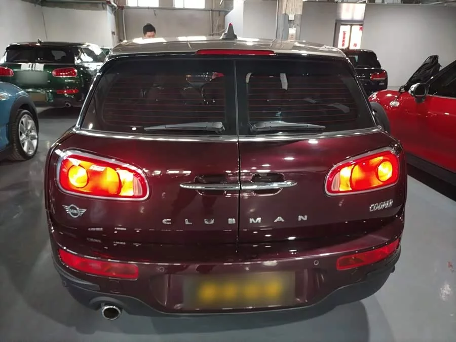 MINI CLUBMAN