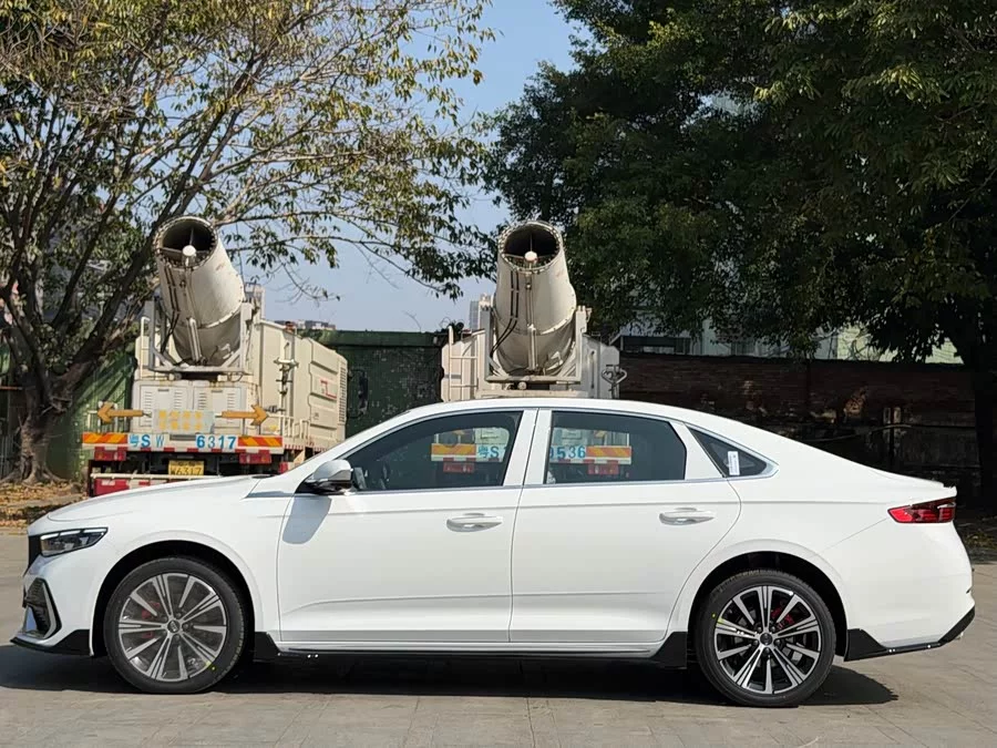 Geely Xingrui