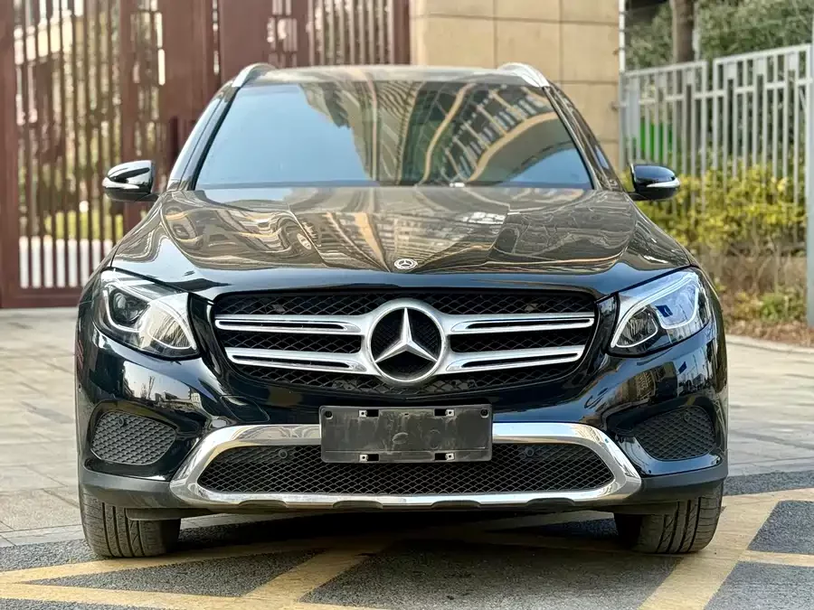Mercedes Benz GLC