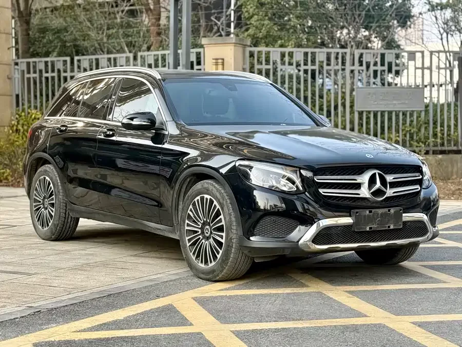 Mercedes Benz GLC