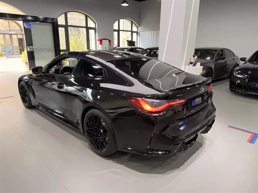 BMW M4