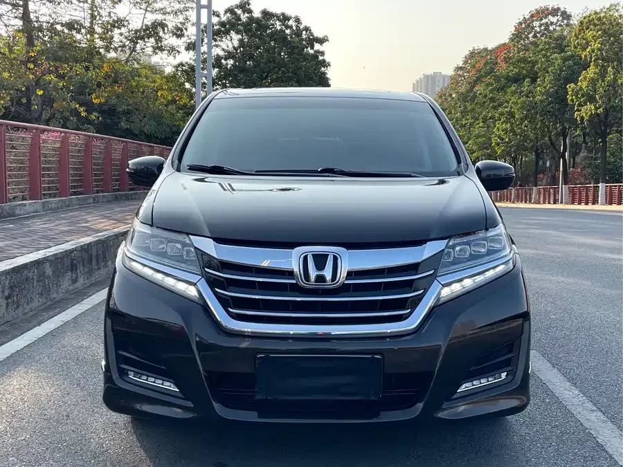 Honda Elysion