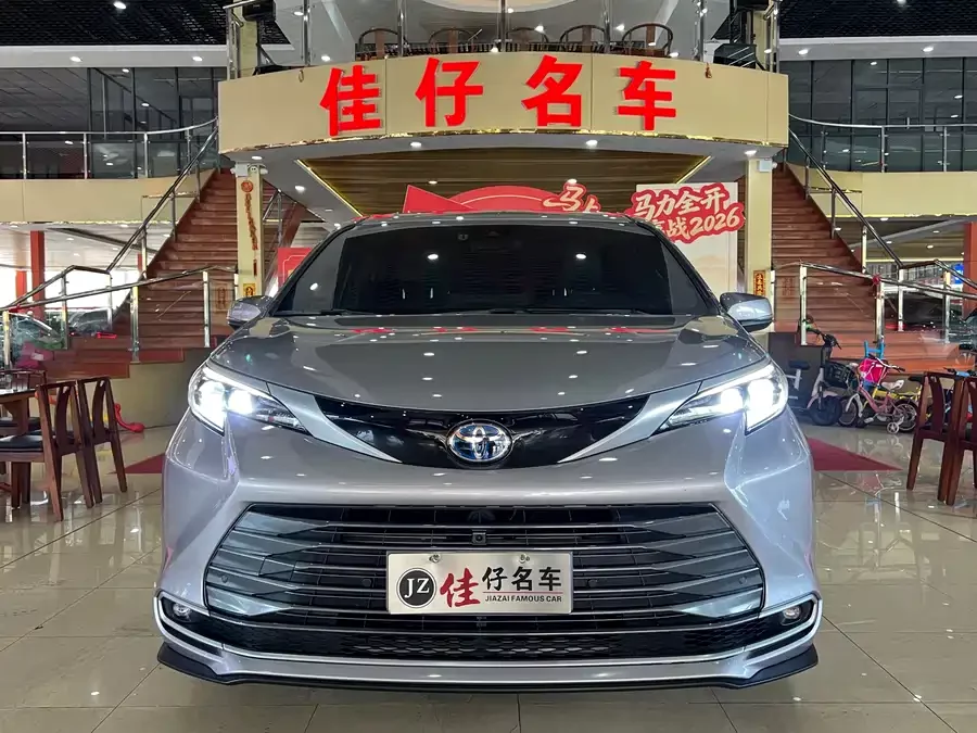 Toyota SIENNA