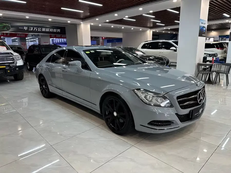 Mercedes Benz CLS