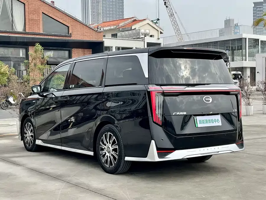 GAC Trumpchi E9