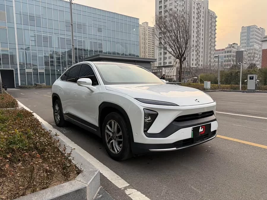 NIO EC6