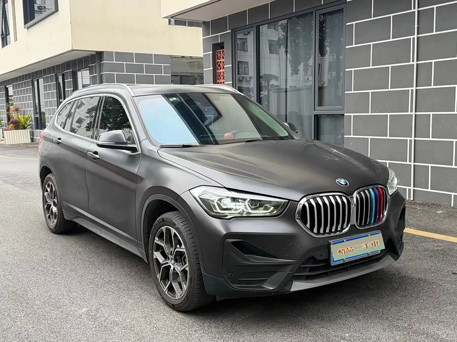 BMW X1