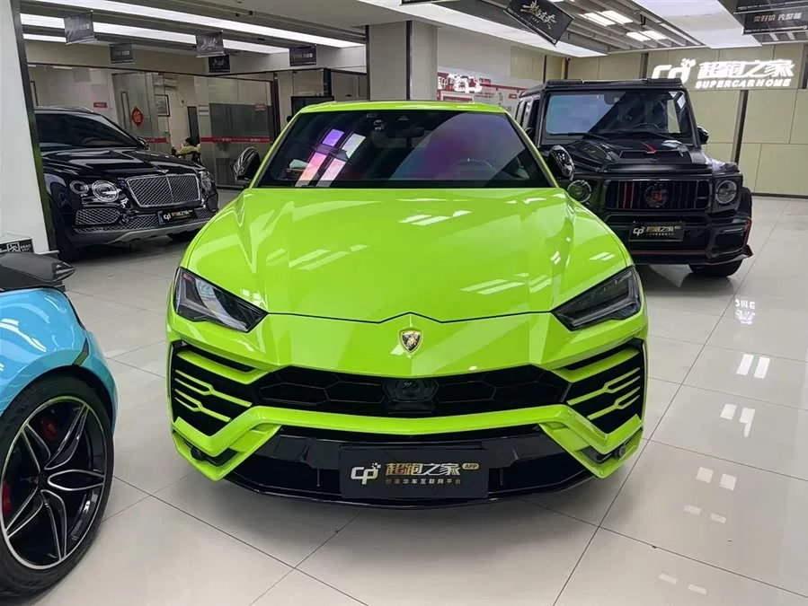 Lamborghini Urus