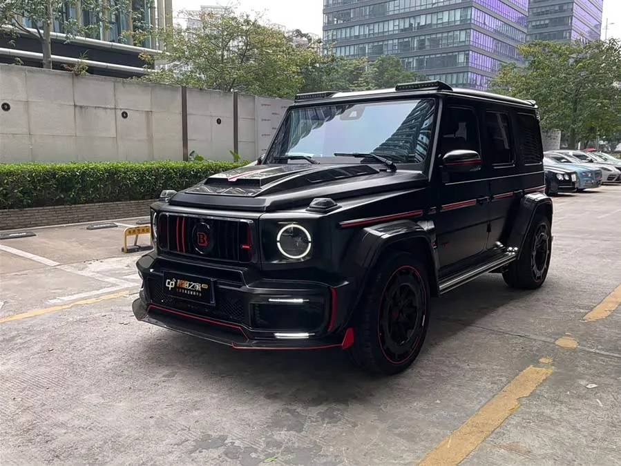 Mercedes Benz G-rated