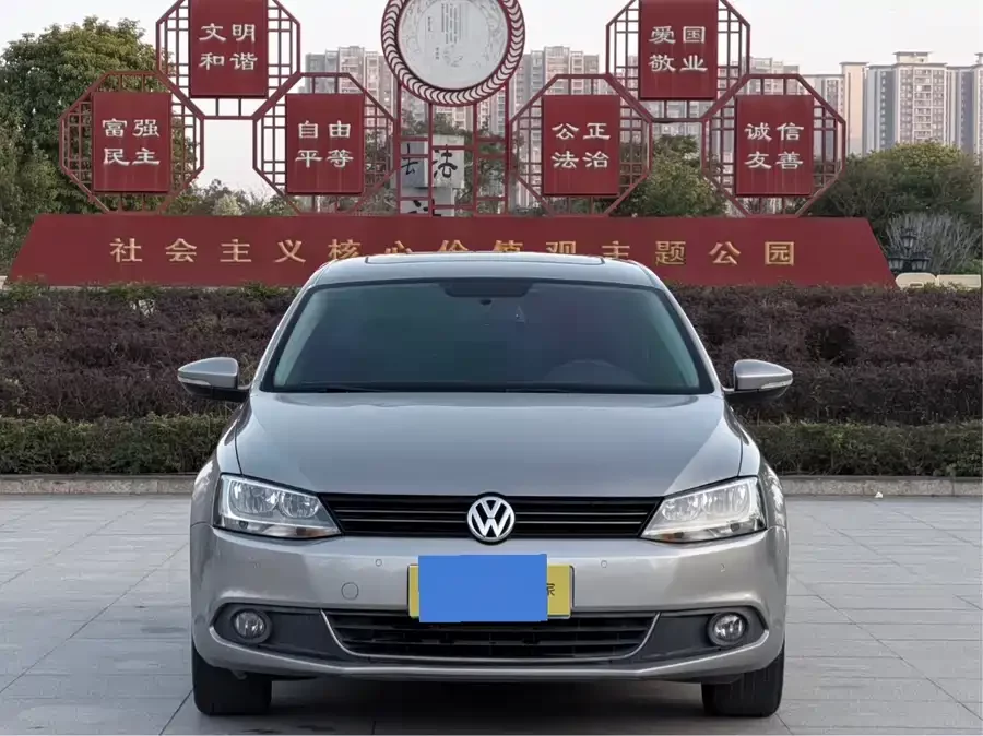 Volkswagen Sagitar