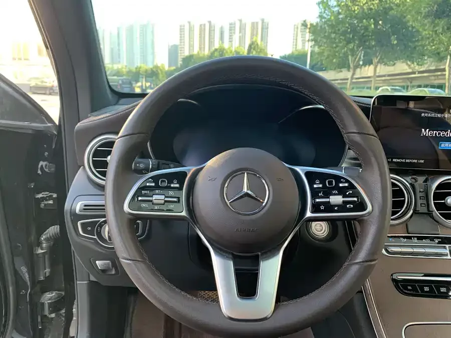 Mercedes Benz GLC