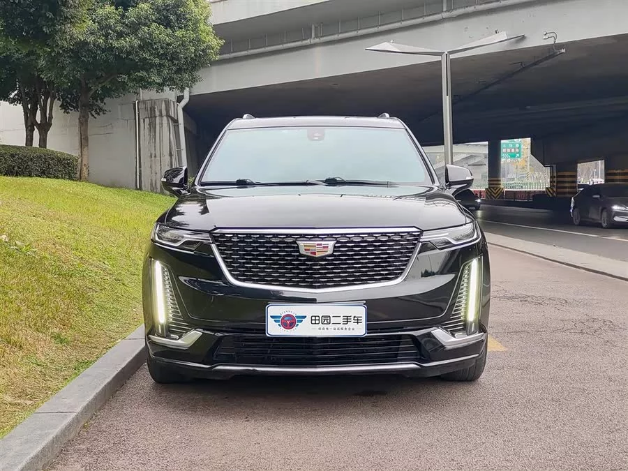 Cadillac XT6