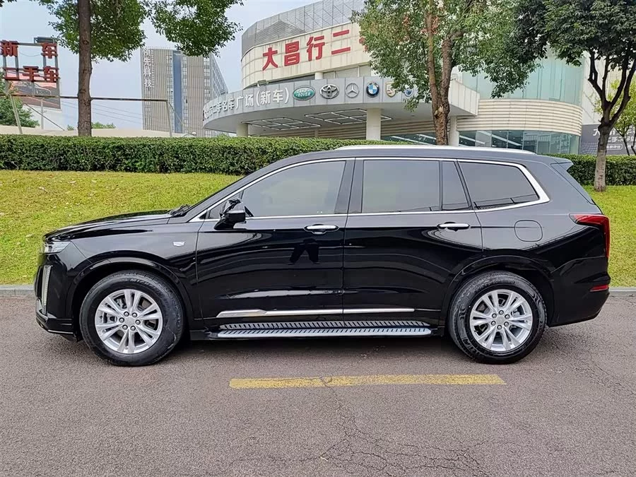 Cadillac XT6