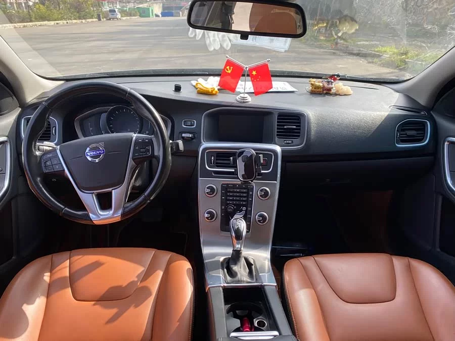 Volvo S60