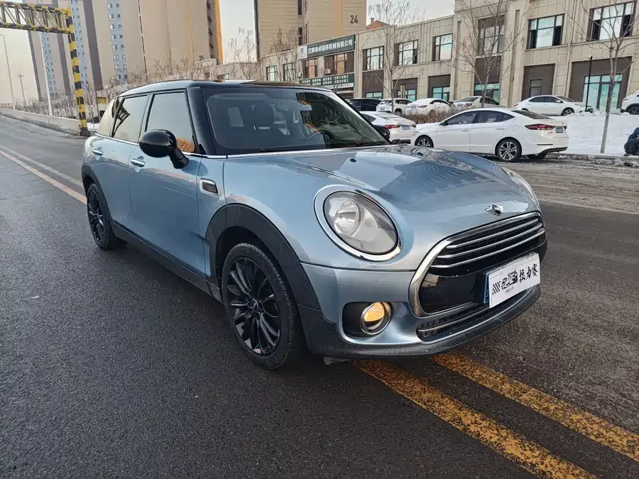 MINI CLUBMAN