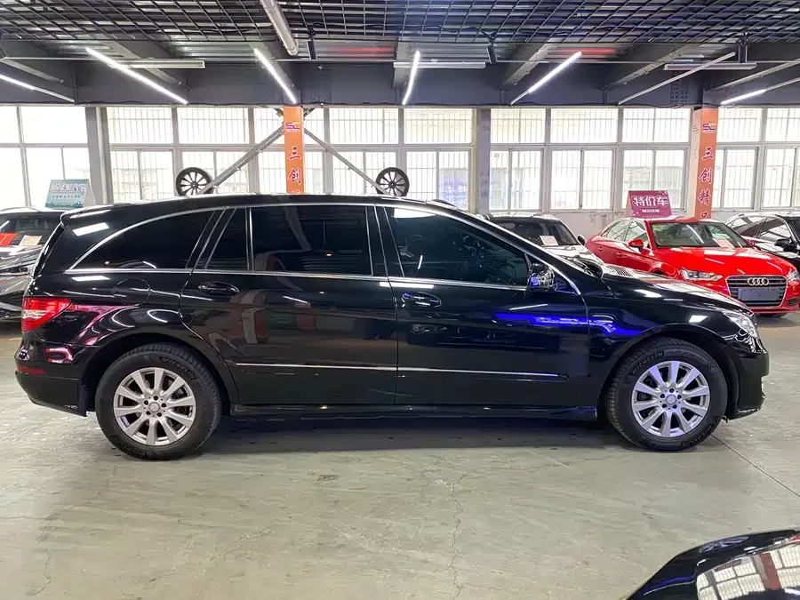 Mercedes Benz R-rated