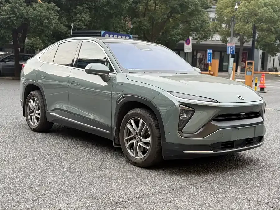 NIO EC6