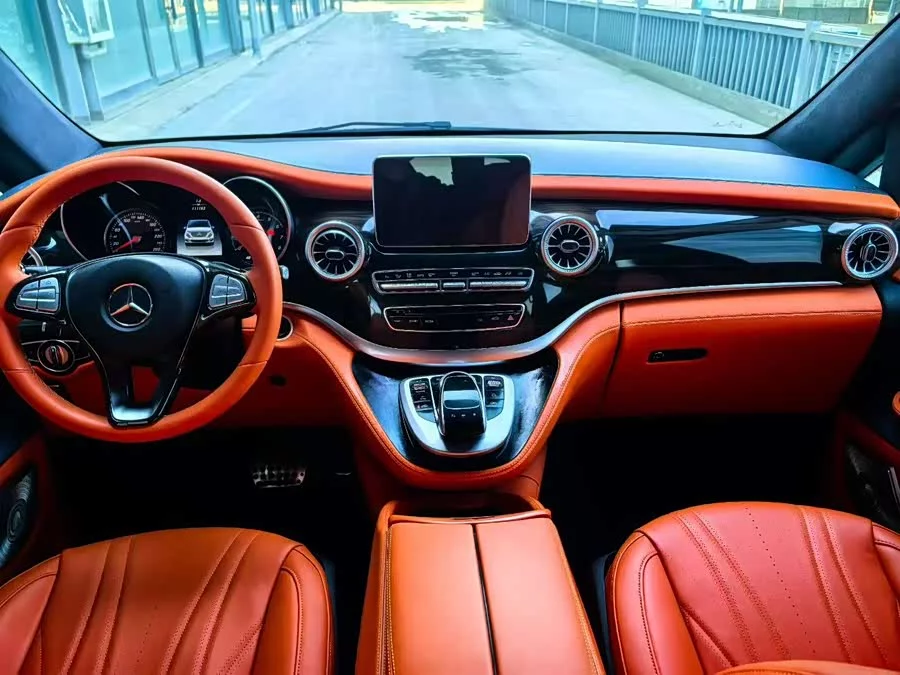 Mercedes Benz Class V