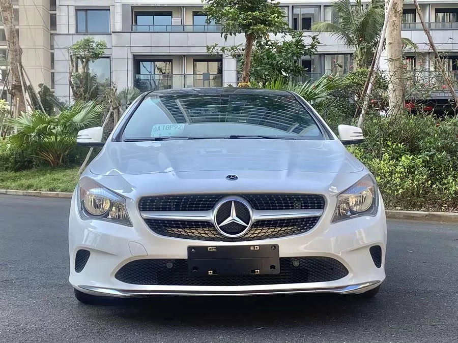 Mercedes-Benz CLA