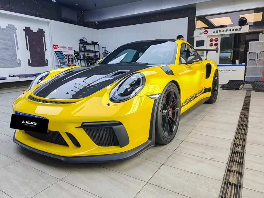 Porsche 911