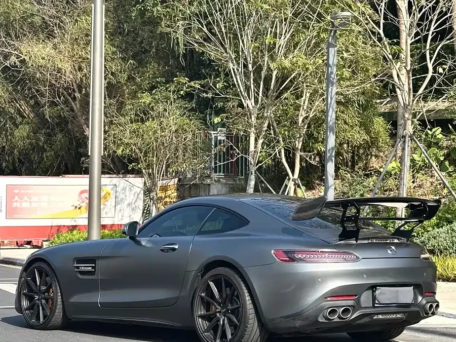 Mercedes Benz AMG GT