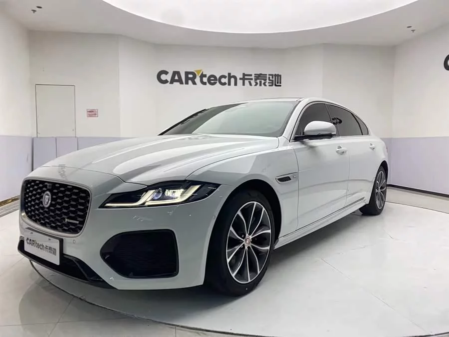 Jaguar XFL