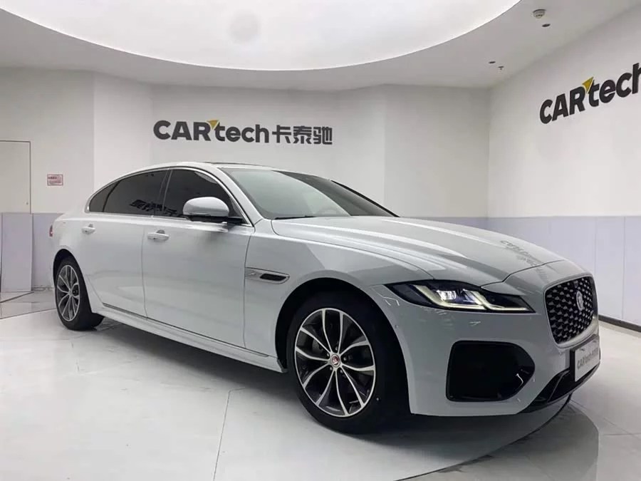 Jaguar XFL