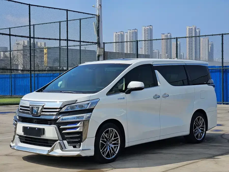 Toyota Crown Vellfire