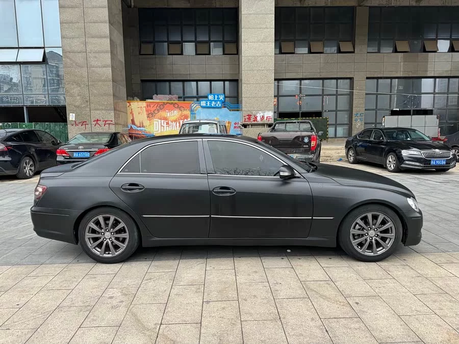 Toyota Reiz