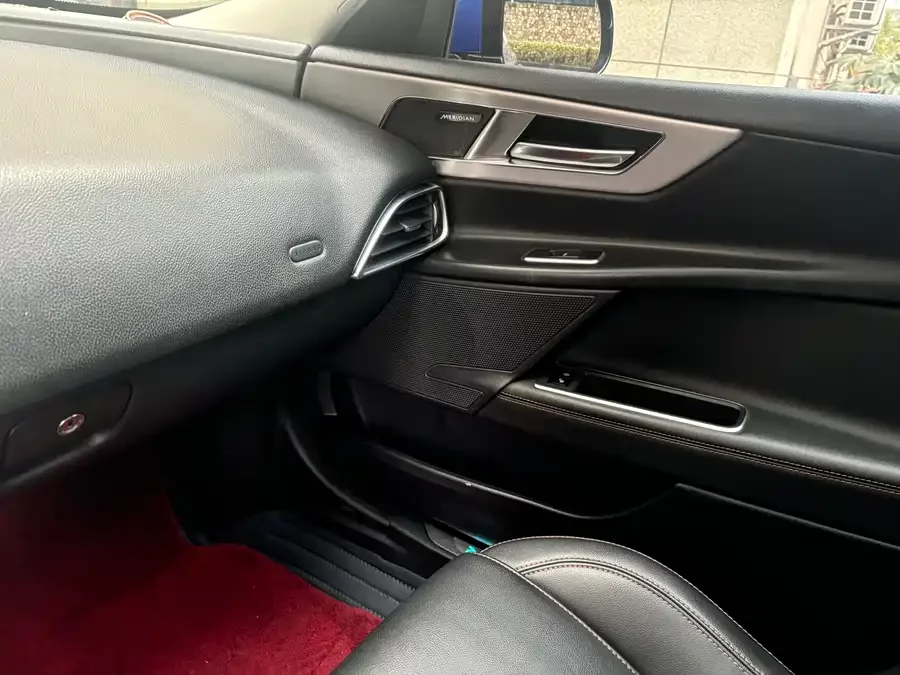 Jaguar XEL